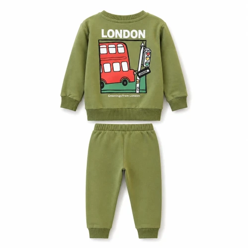 komplet-dzieciecy-oliwkowy-london-tyl-1000x1000-seo.webp