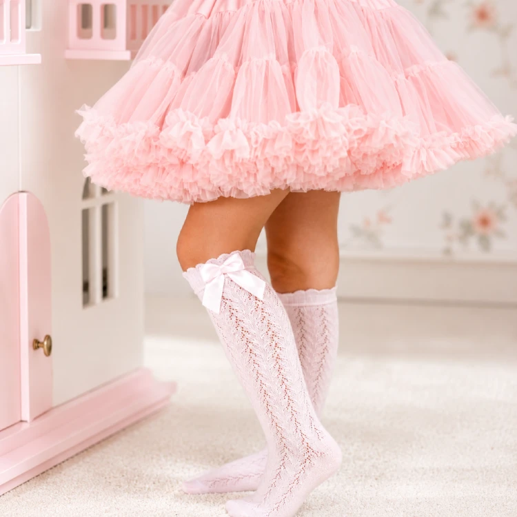 podkolanowki-dzieciece-azurowe-rozowe-z-kokardka.webp